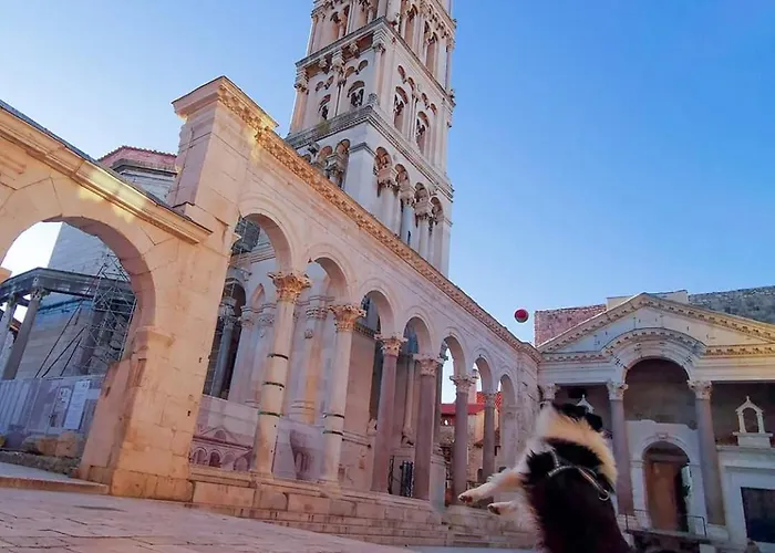 Lucky Πανσιόν