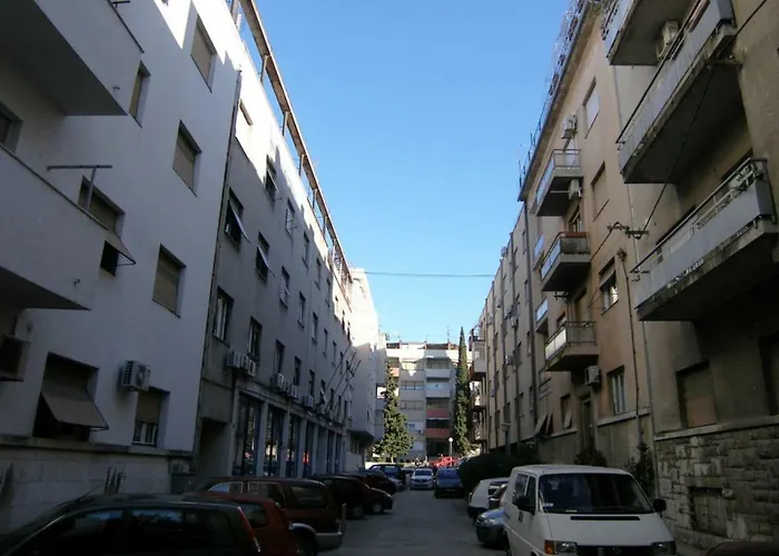 Lucky Πανσιόν Σπλιτ